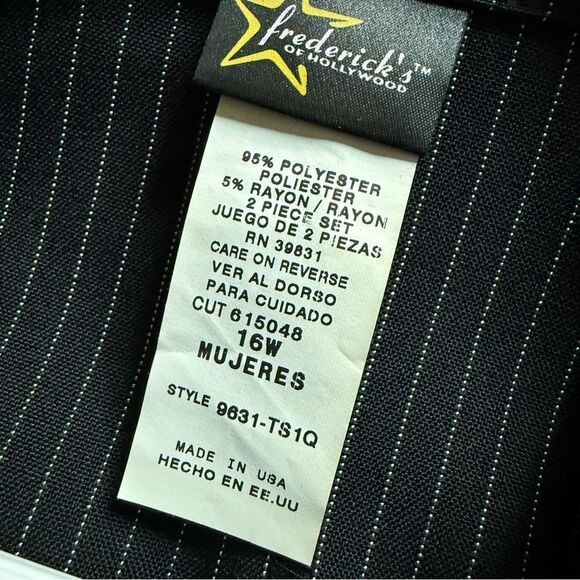Fredrick’s of Hollywood pinstripe blazer overcoat - Picture 2 of 4